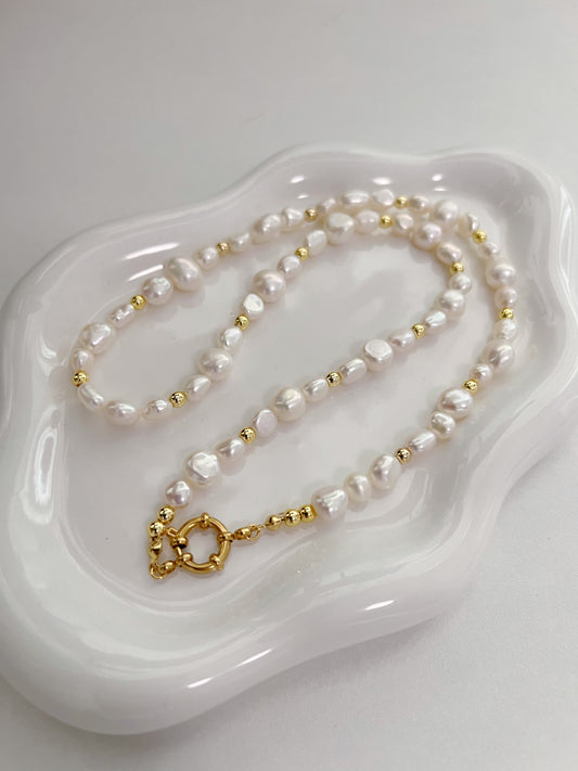 Pearla Chain