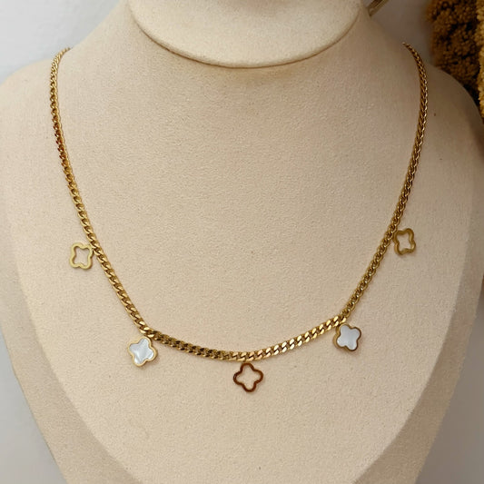 RINA || Four Leaf Clovers Necklace