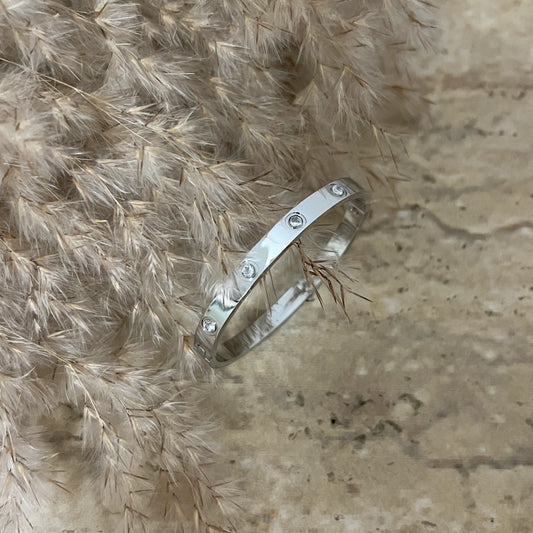 KLARA || Thick Bangle with Zirconia Stones 6mm