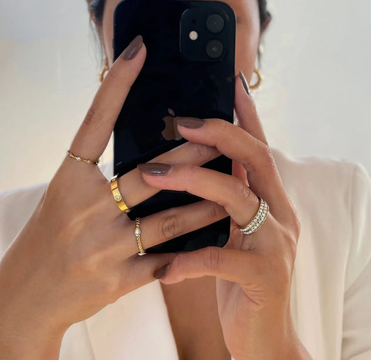 GOLD DOUBLE ETERNITY RING